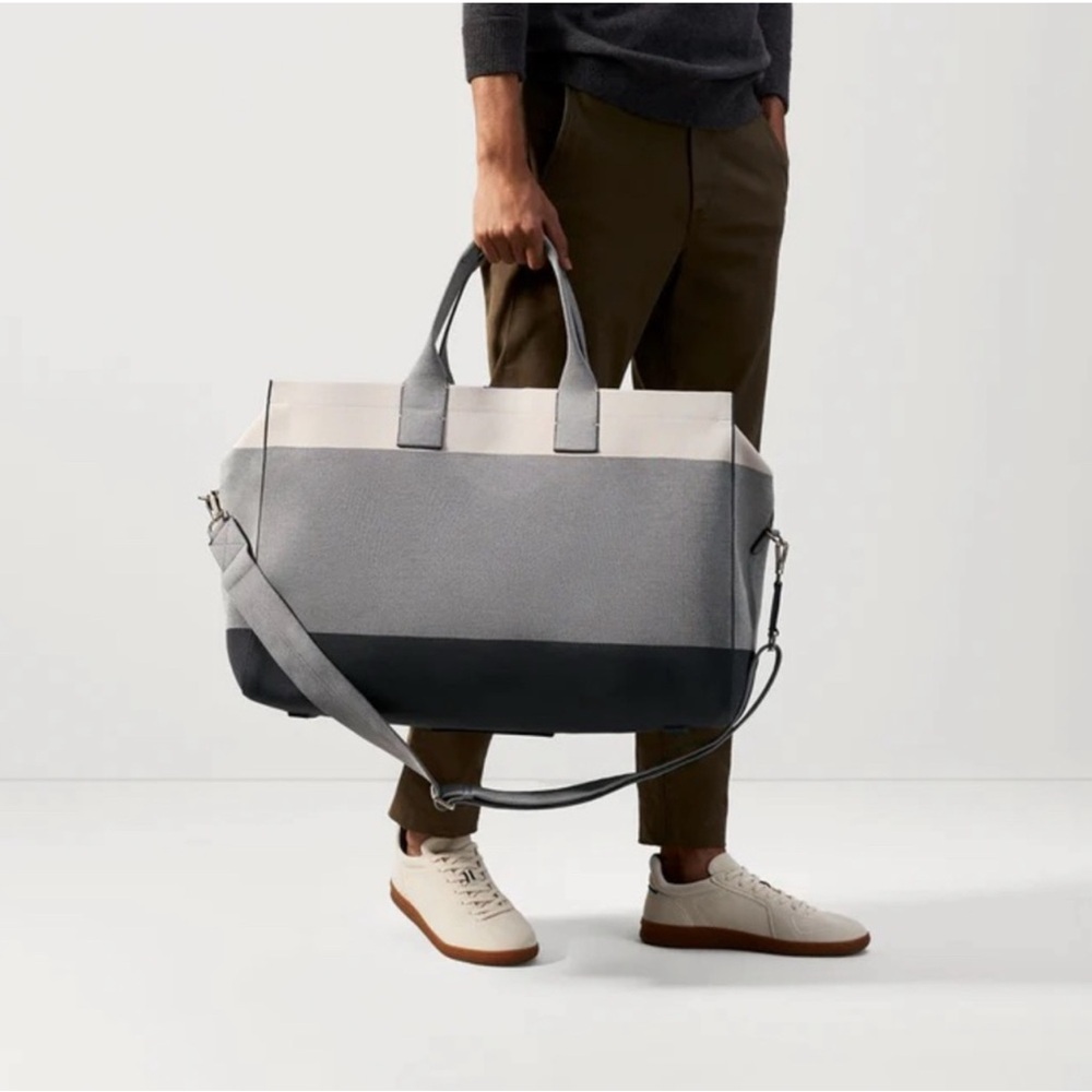 Rothy’s The Weekender Bag In Sand Stone